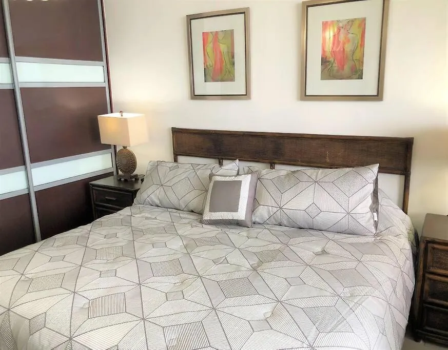 Beachfront Getaway For Two! Humacao Apartment